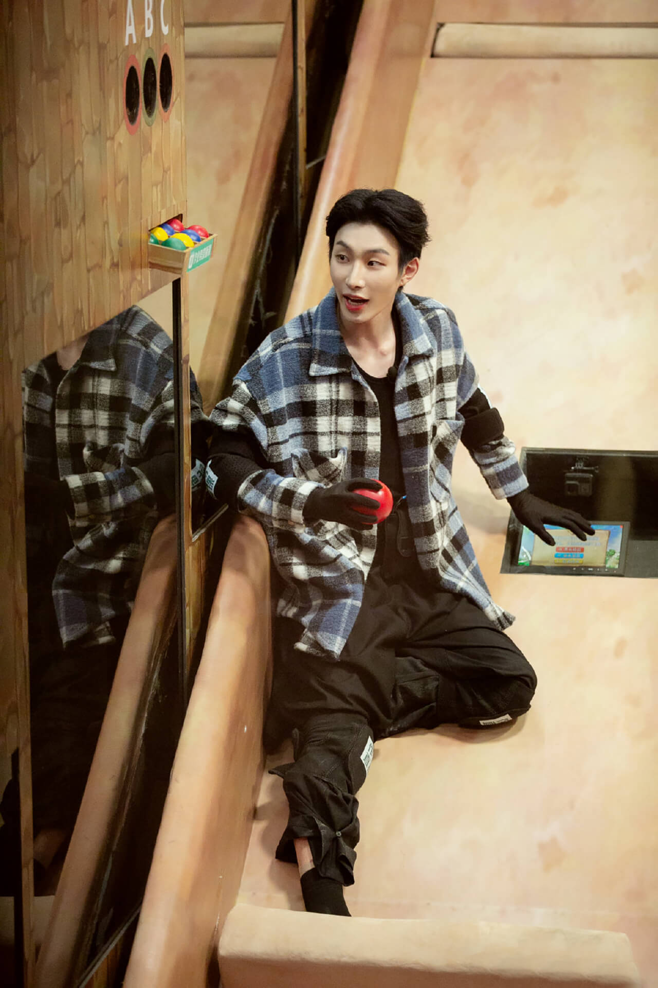  p>奥斯卡(oscar),本名王政熊,1998年7月30日出生于巴西圣保罗,歌手.