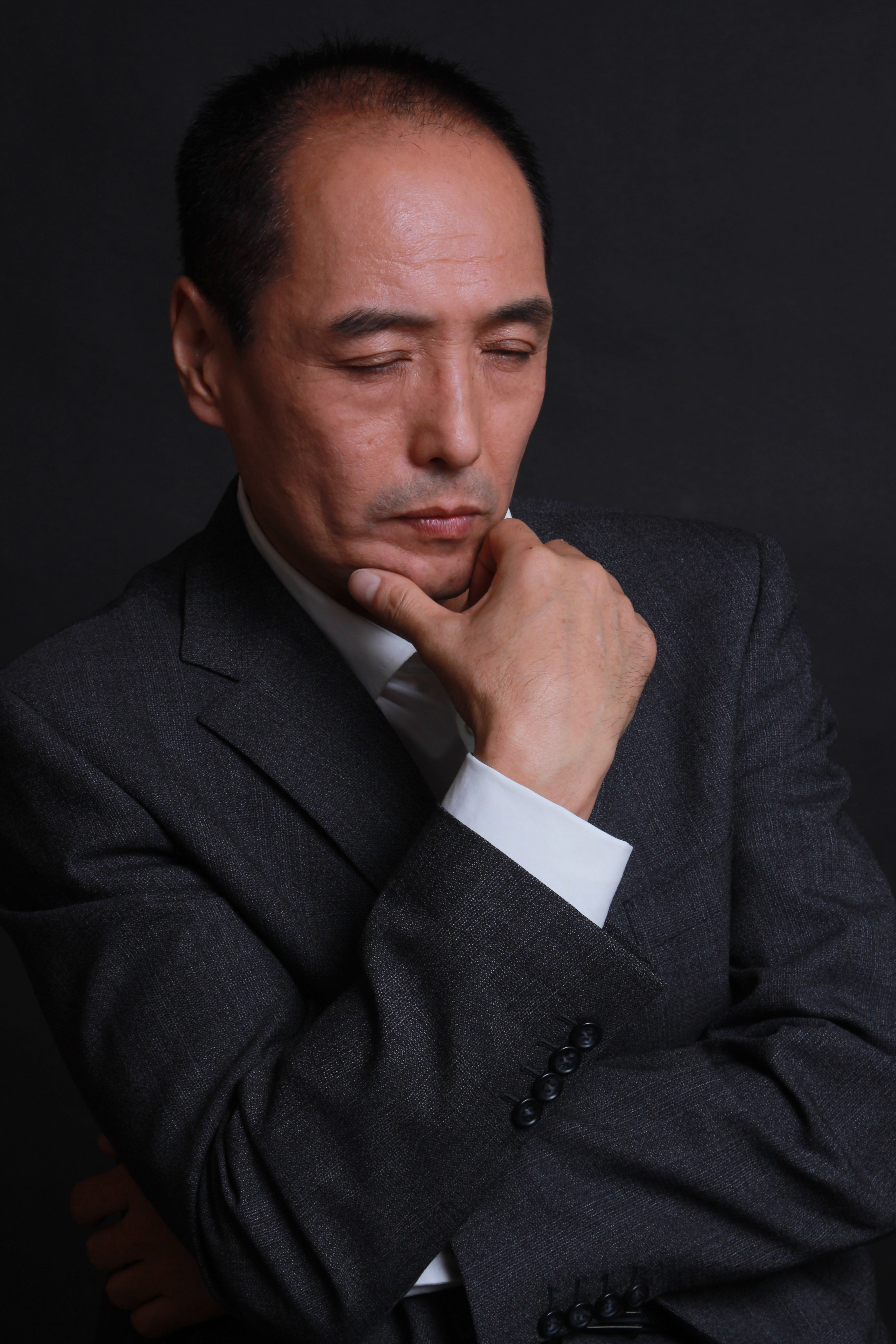  p>甘雨,天津人民艺术剧院国家一级演员,天津人民艺术剧院资深话剧