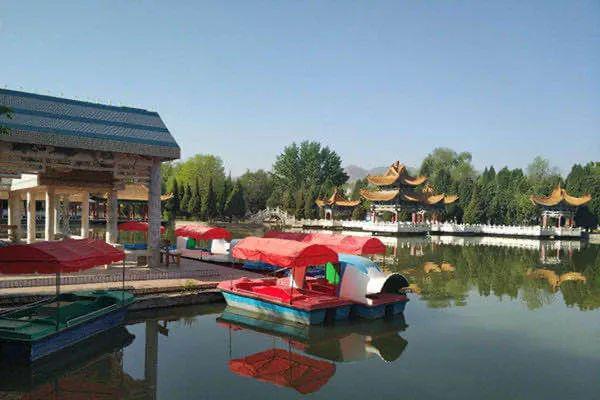 白银四龙度假村