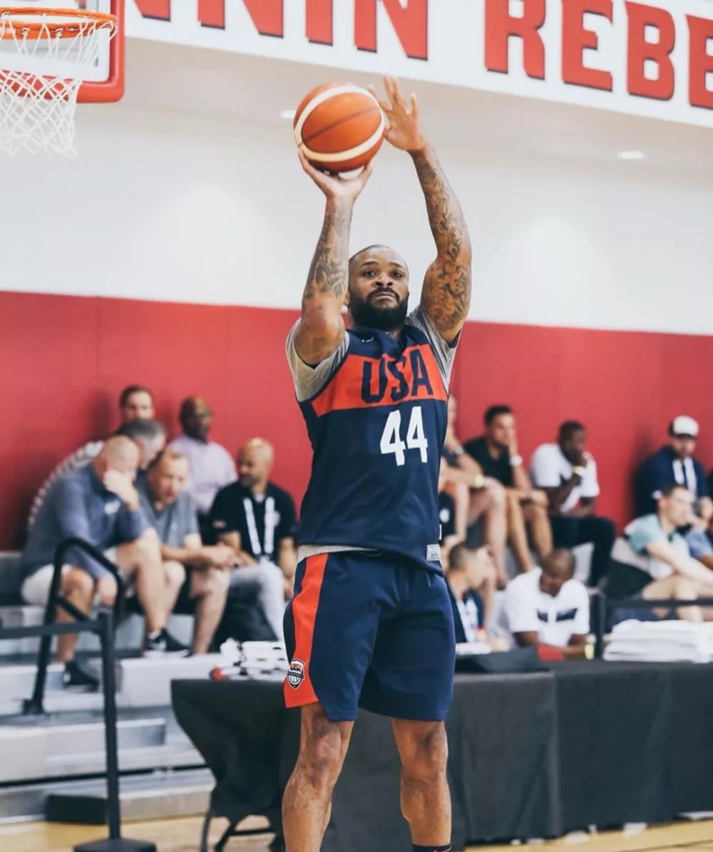 tucker),1985年5月5日出生于 a target="_blank" href="/item/美国