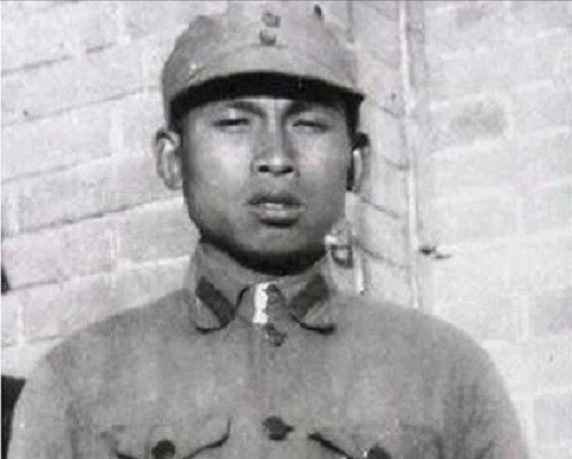 李天佑第一攻打四平失败后，憋了一口气：一定要拿下四平_百科TA说
