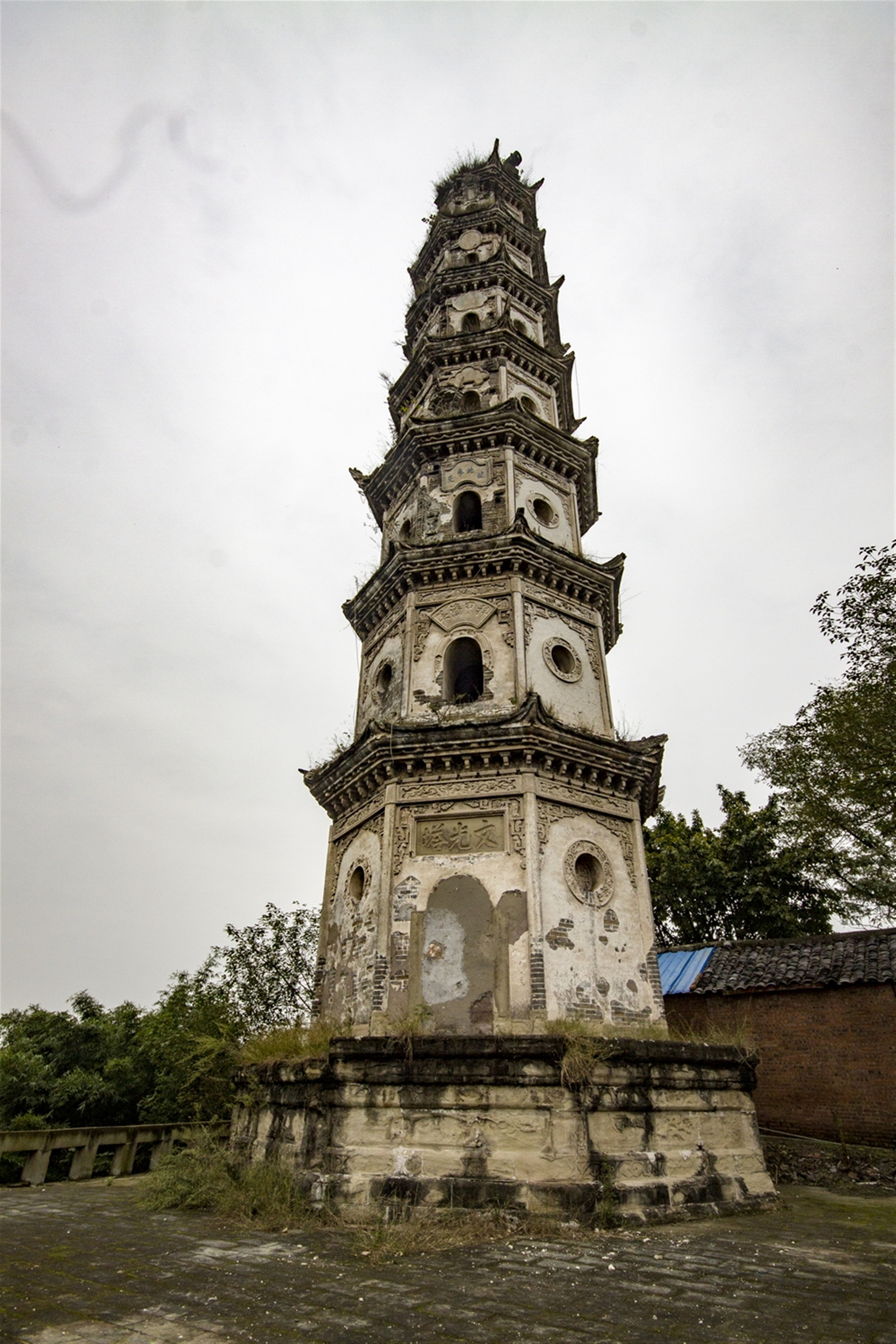  p data-id="squn3bgi7s0q">文光塔,位于四川省自贡市富顺县 a target