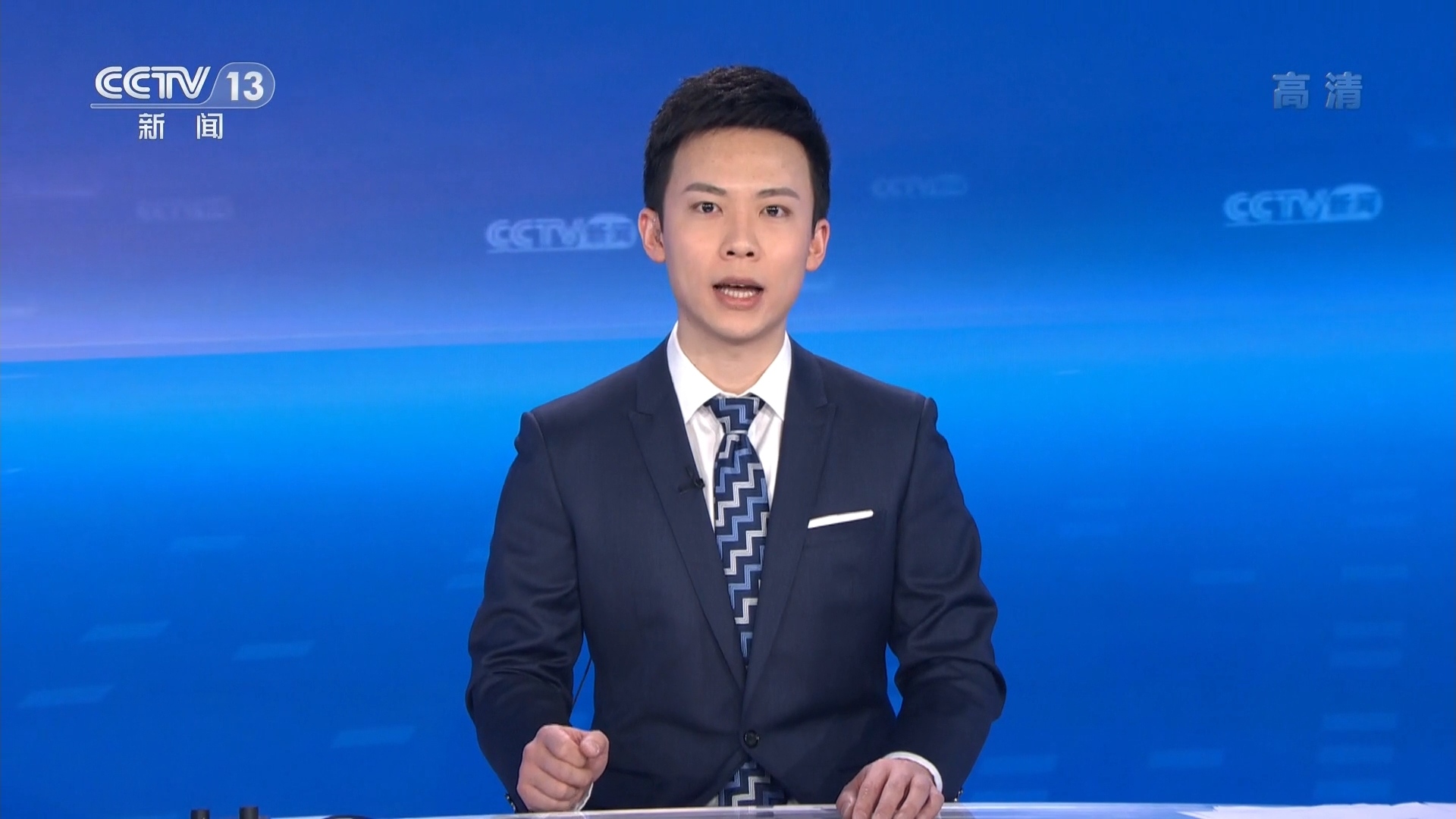  p data-id="go0g1g42cd">商亮,男, a targ