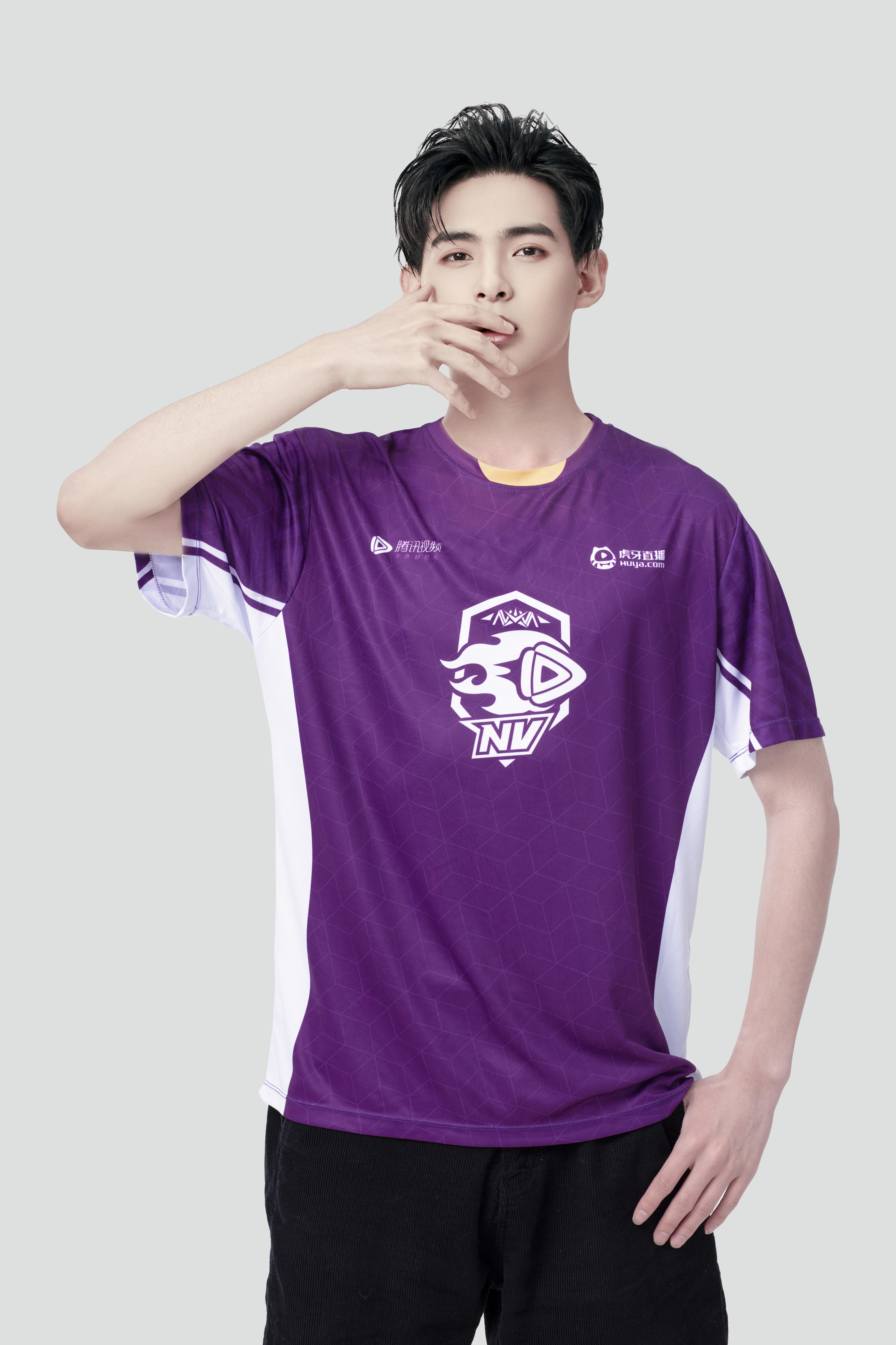  p data-id="gncngp7guc">朱伯丞(游戏id:伞兵/paraboy),2002年3月3日