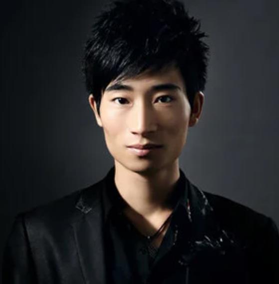  p data-id="gn8l3fx2lc">《我的格桑花》是鲁文嘉措演唱的歌曲,由陆