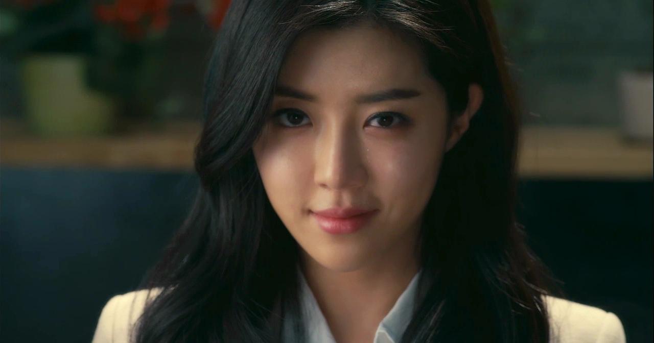  p>《笔仙Ⅱ》是中国电影股份有限公司2013年出品的一部惊悚爱情电影