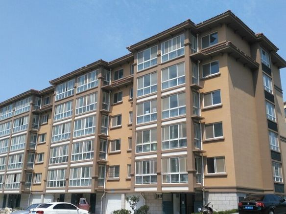  p data-id="gnhfpyi1dl">成山御苑北倚青山路,南邻德清街,毗邻荣成市