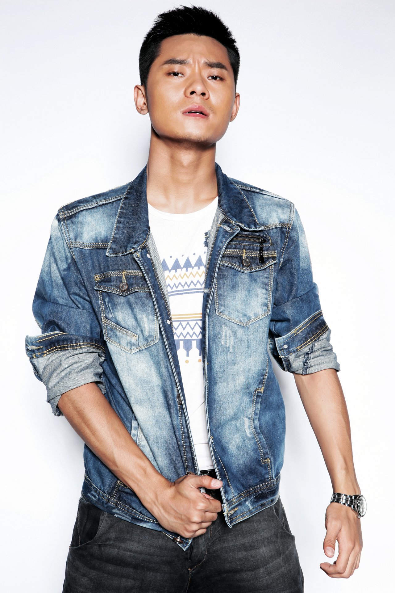  p data-id="go136h2tiz">蓝飞洋,1991年9月3日出生于河南 a target="