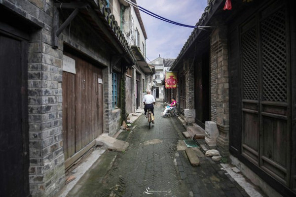  p>杨桥古镇位于常州市武进区前黄镇境内,地处太湖, a target="_blank