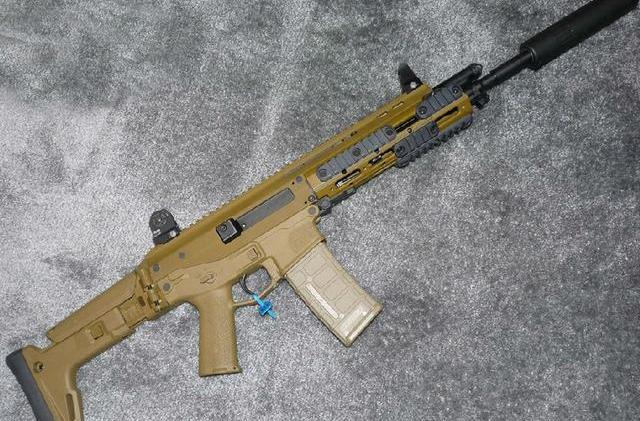  p> a href="#">大毒蛇acr突击步枪 /a>(bushmaster acr),是美国大