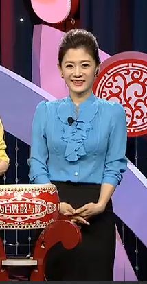  p>付蓉(艺名:蓉儿),女,汉族,山东人,是一名主持人,毕业于 a target="