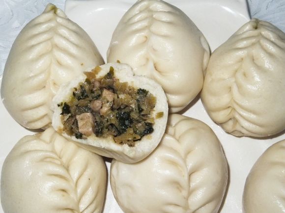 萝卜缨虾皮包子