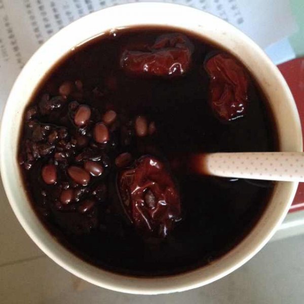黑米红糖粥
