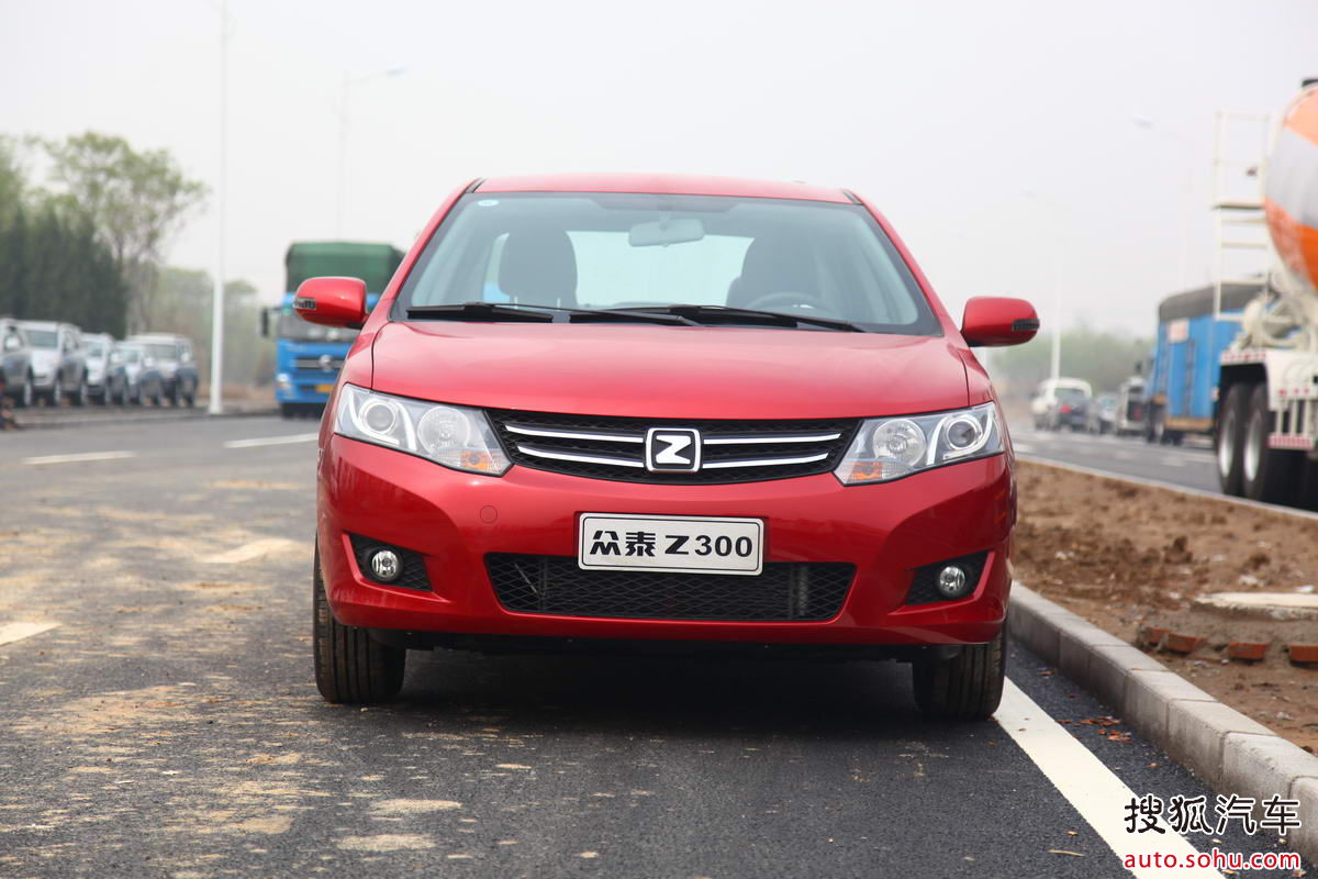  p>众泰z300是众泰汽车旗下的紧凑型车. /p>