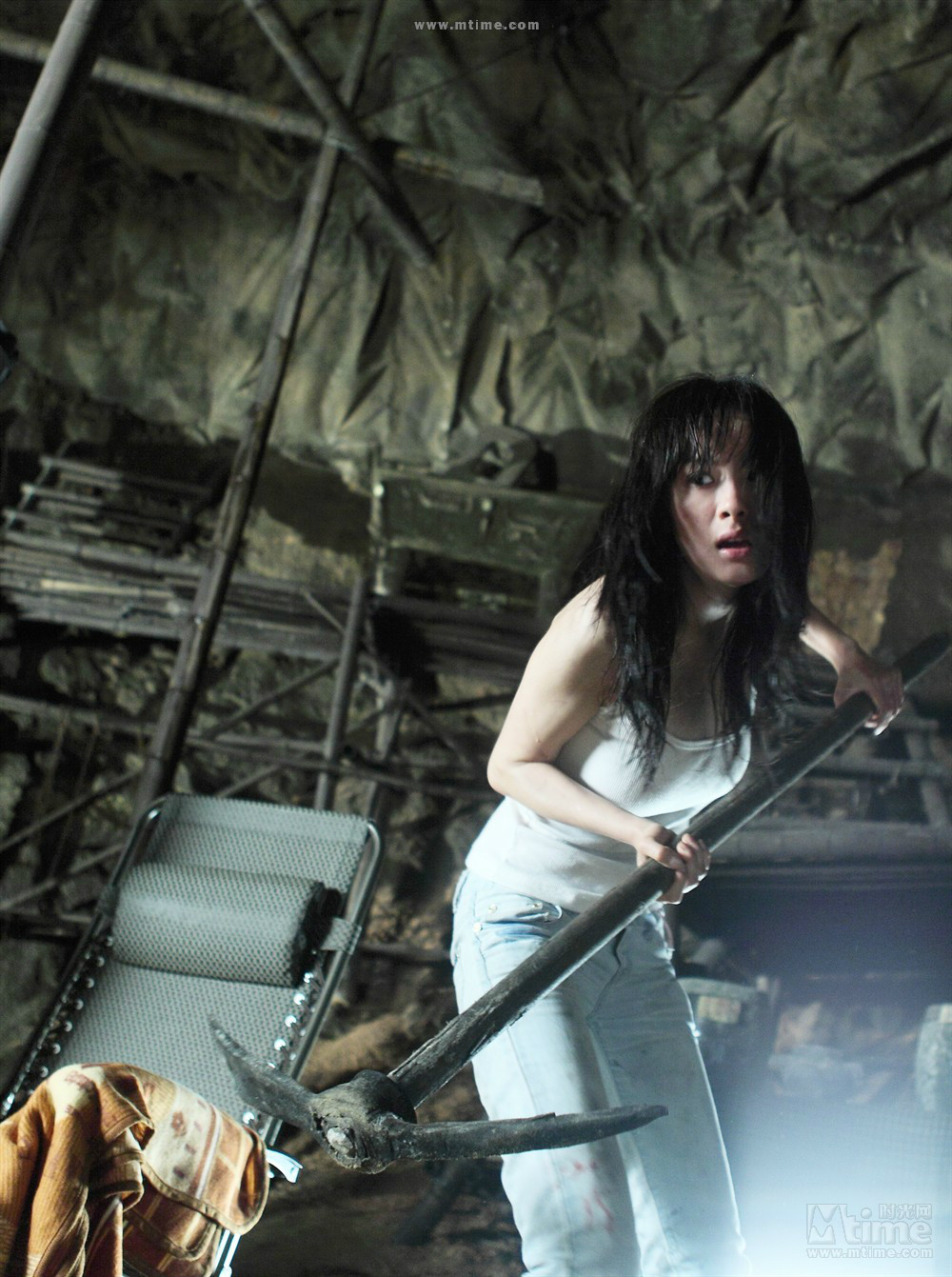  p>《孤岛惊魂》是2011年 a target="_blank" href="/item/钟继昌