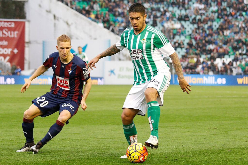 胡安·巴尔加斯