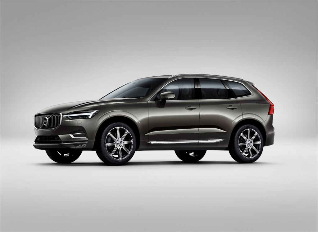  p>沃尔沃xc60,是沃尔沃(volvo)汽车公司旗下一款suv车型,首次亮相在