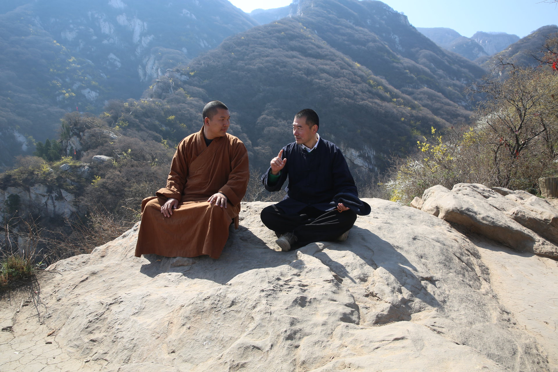 延开,1983年出生,现任 a target="_blank" href="/item/少林寺/7702"