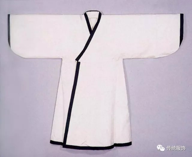 道袍、直身、直裰、深衣、直裾傻傻分不清楚？图文并茂攻略收好！_百科TA说