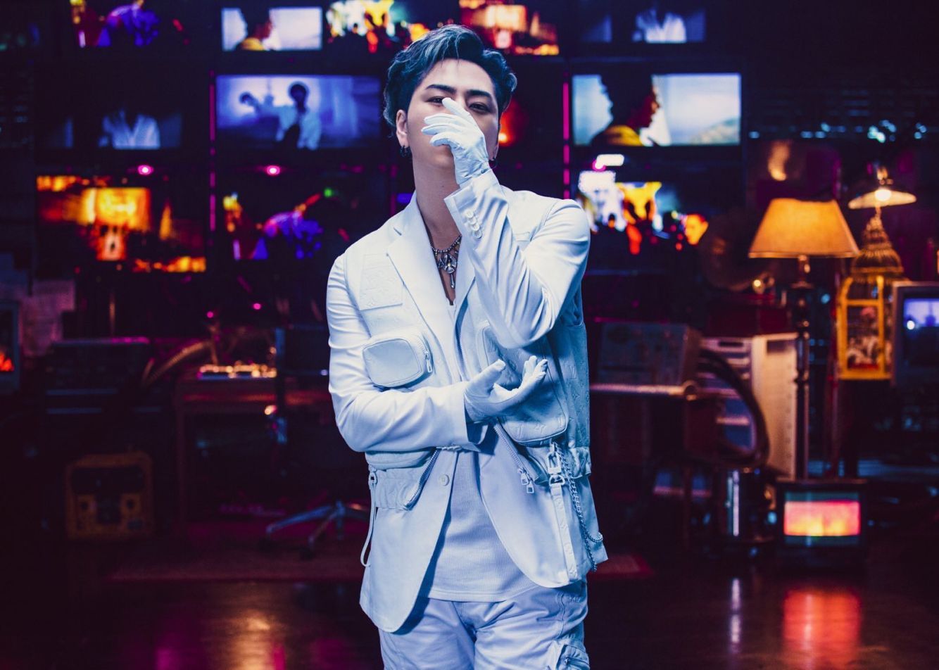  p>登坂广臣(hiroomi tosaka),作为solo歌手活动的艺名是  mi,1987年3