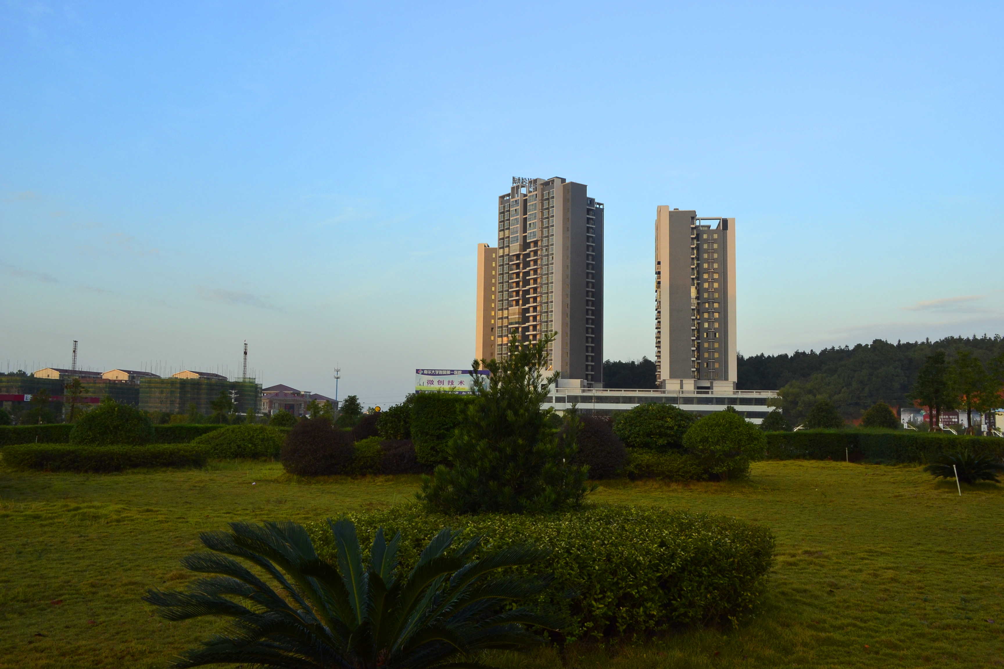  p>衡南县大同中学,位于衡南县新县城云集大道556号,是一所集特色小学