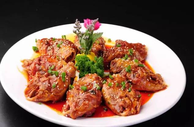  p>兔头是一道以兔子头为主要食材制作的一道 a target="_blank" href