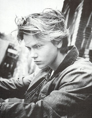  p>瑞凡·菲尼克斯(river phoenix,1970年8月23日-1993年10月31日)
