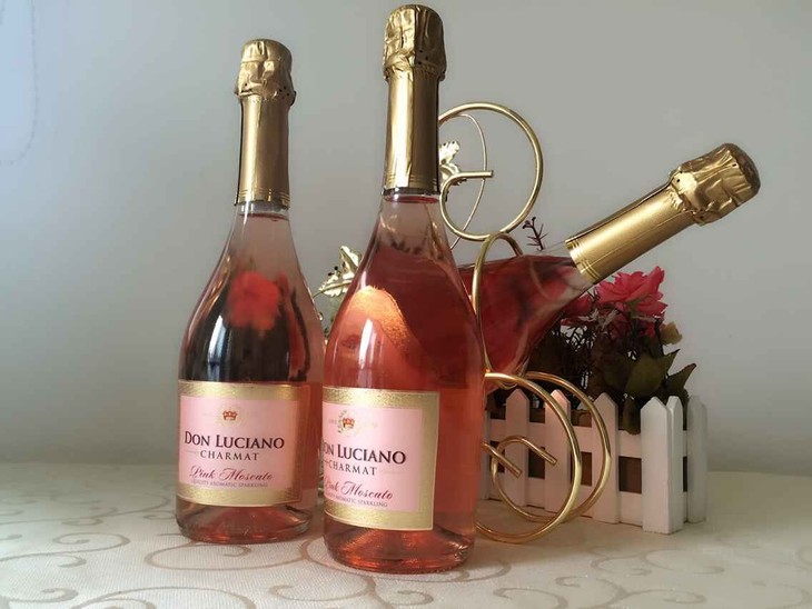 西班牙露西亚桃红起泡酒