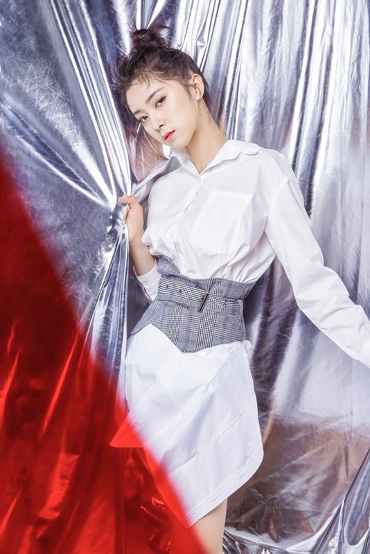  p>奚美丽,1993年出生于黑龙江省,毕业于 a target
