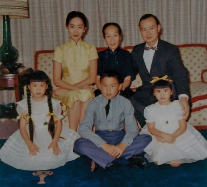 卢燕（美籍华裔女演员）_百度百科