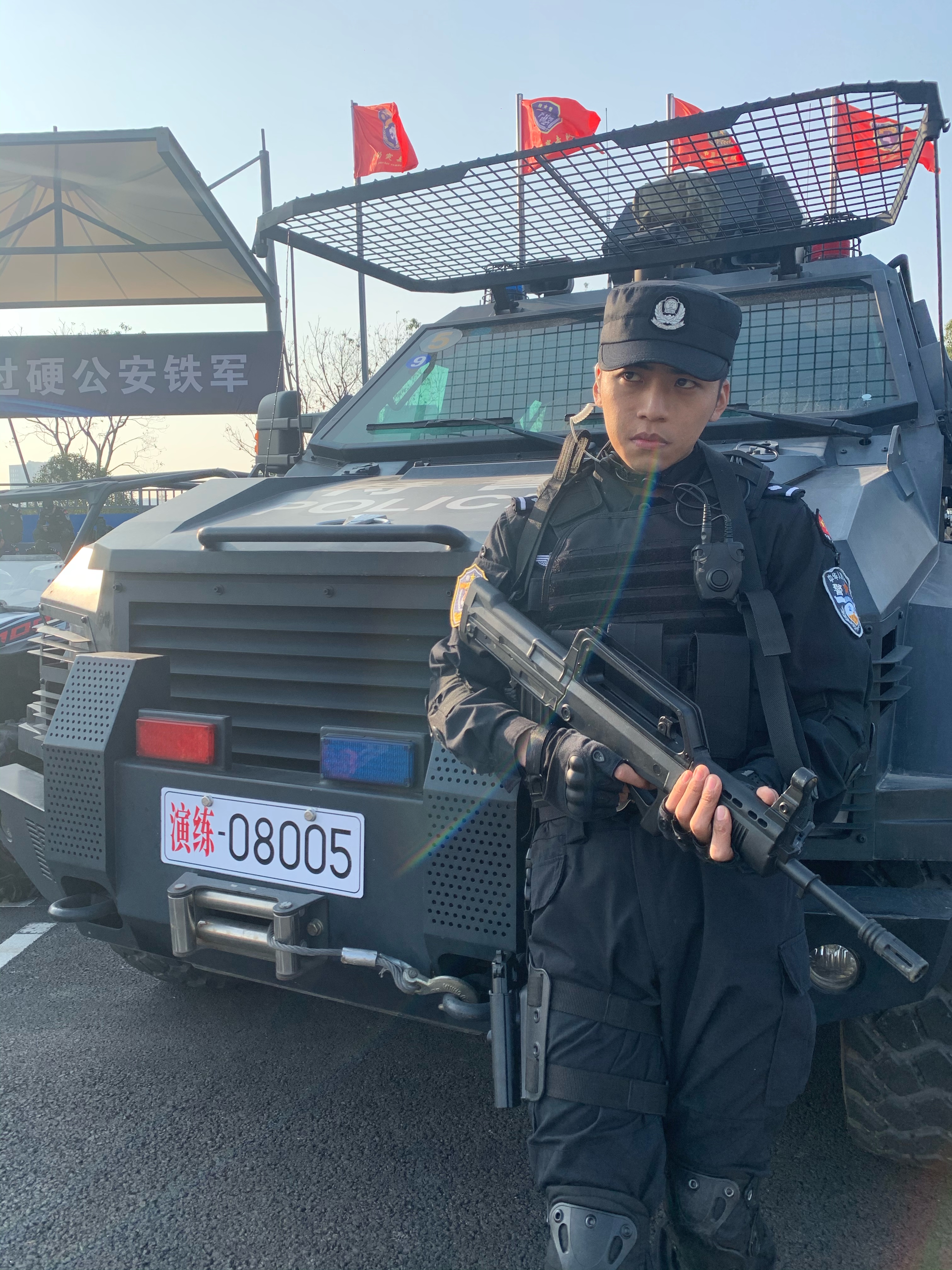  p>王群石,男,演员,出演电影有《 a target="