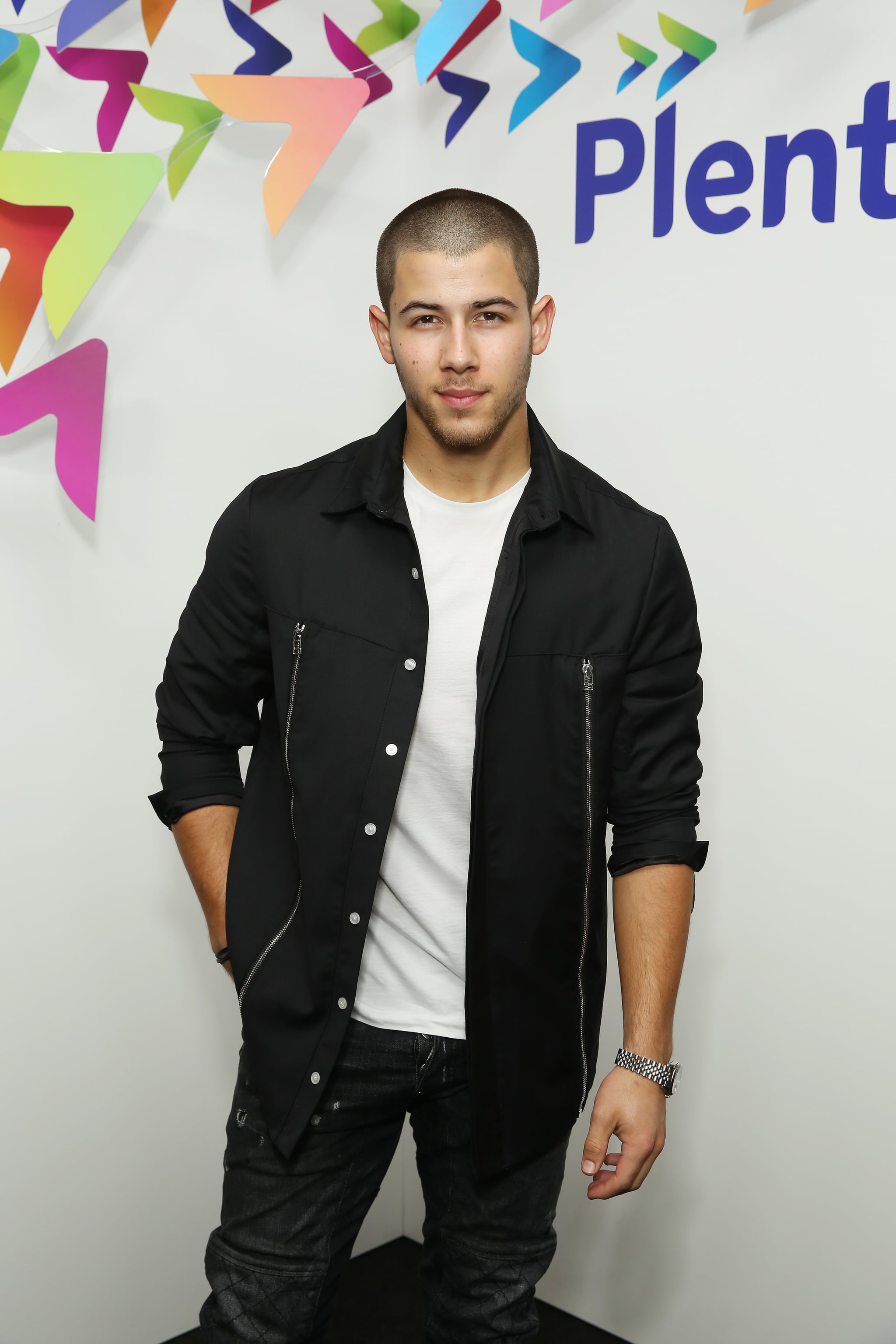  p>尼克·乔纳斯(nick jonas),1992年9月16日出生于美国德克萨斯州