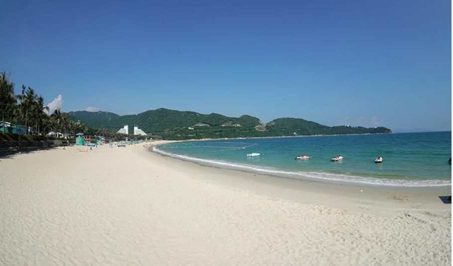  p data-id="gnwgfvyuq9">小梅沙度假村是深圳知名的综合性旅游景点