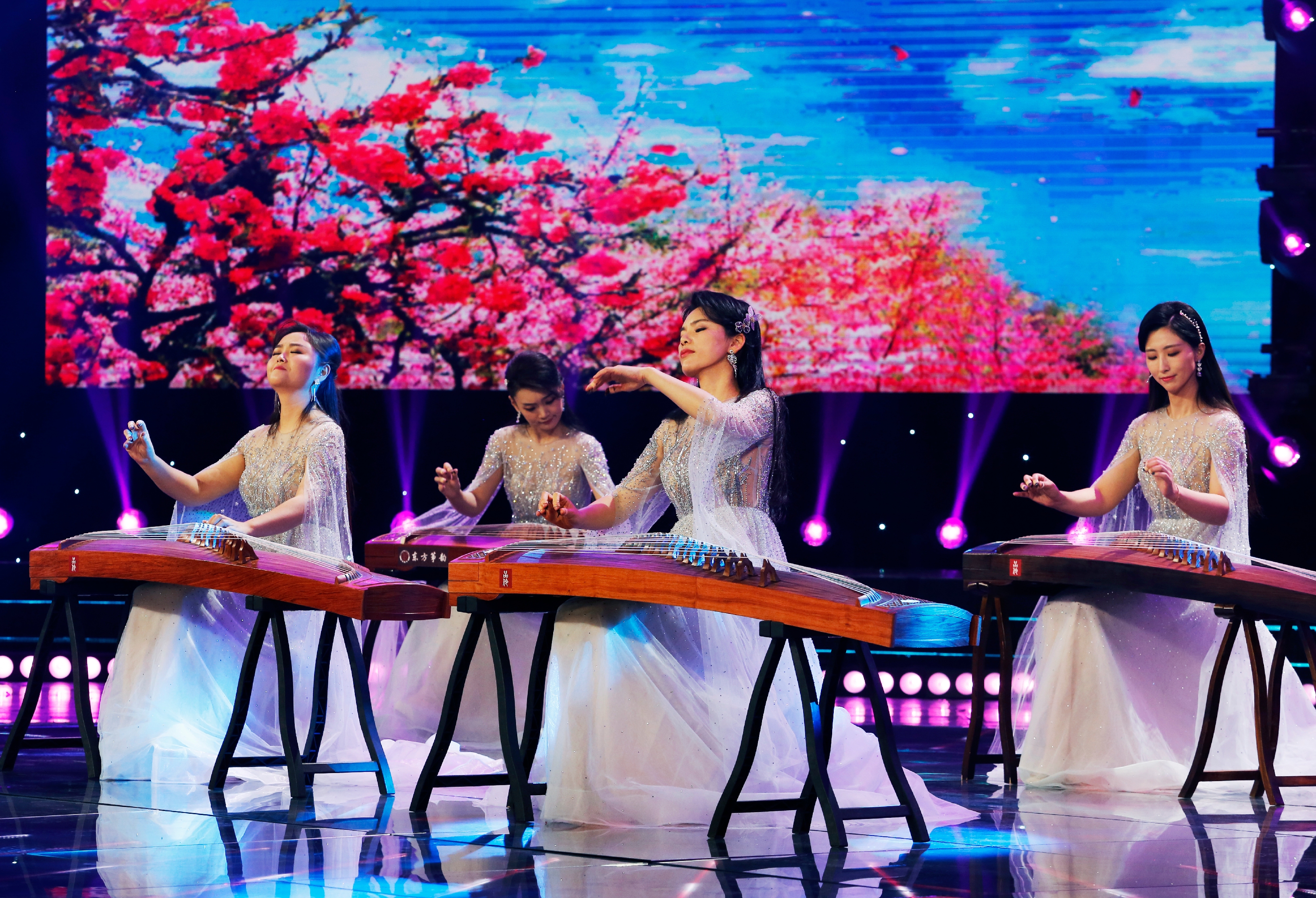 陈艺萱,女,青年古筝演奏家<span class="