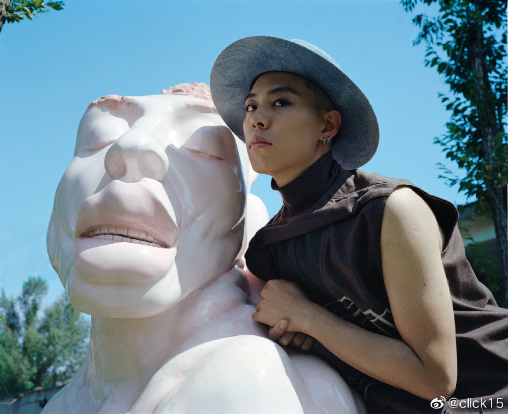  p>ricky(瑞奇),出生于河北石家庄,中国内地男歌手, a target="_blank