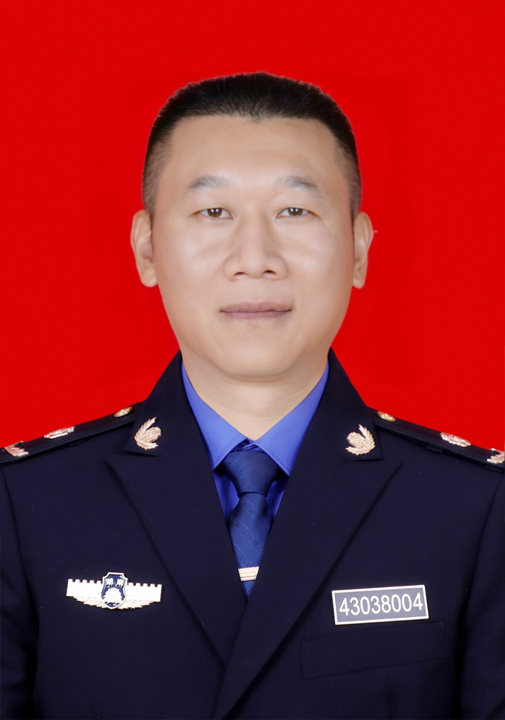 现任湖南省株洲市茶陵县城市管理和综合执法局党组成员,副局长兼综合