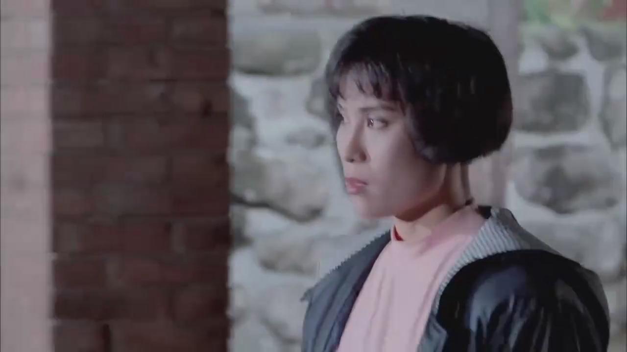 李彤