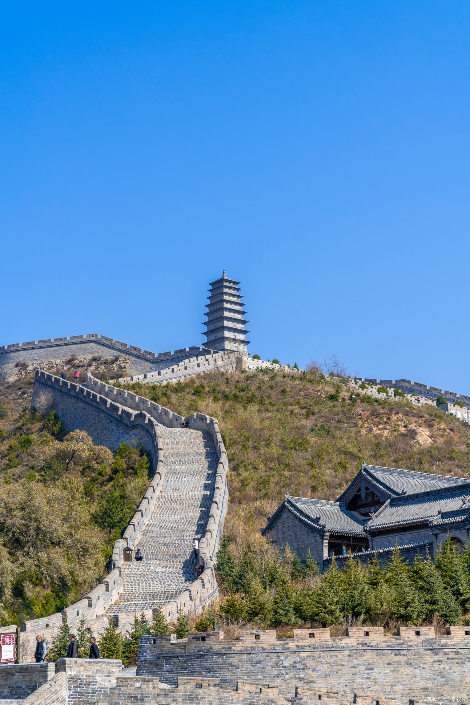 “三关冲要无双地，九塞尊崇第一关”，这里就是金庸笔下的雁门关_百科TA说