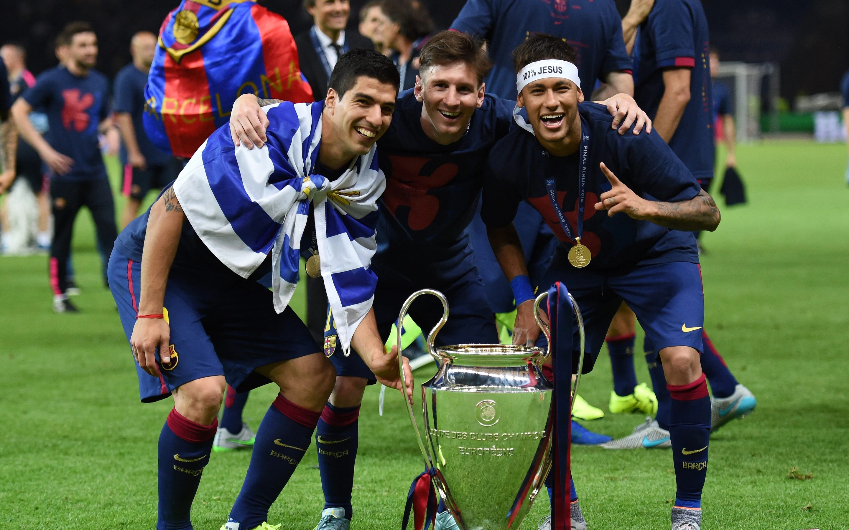  p> b>巴塞罗那足球俱乐部 /b>(fc barcelona),简称" b>巴萨 /b>",是