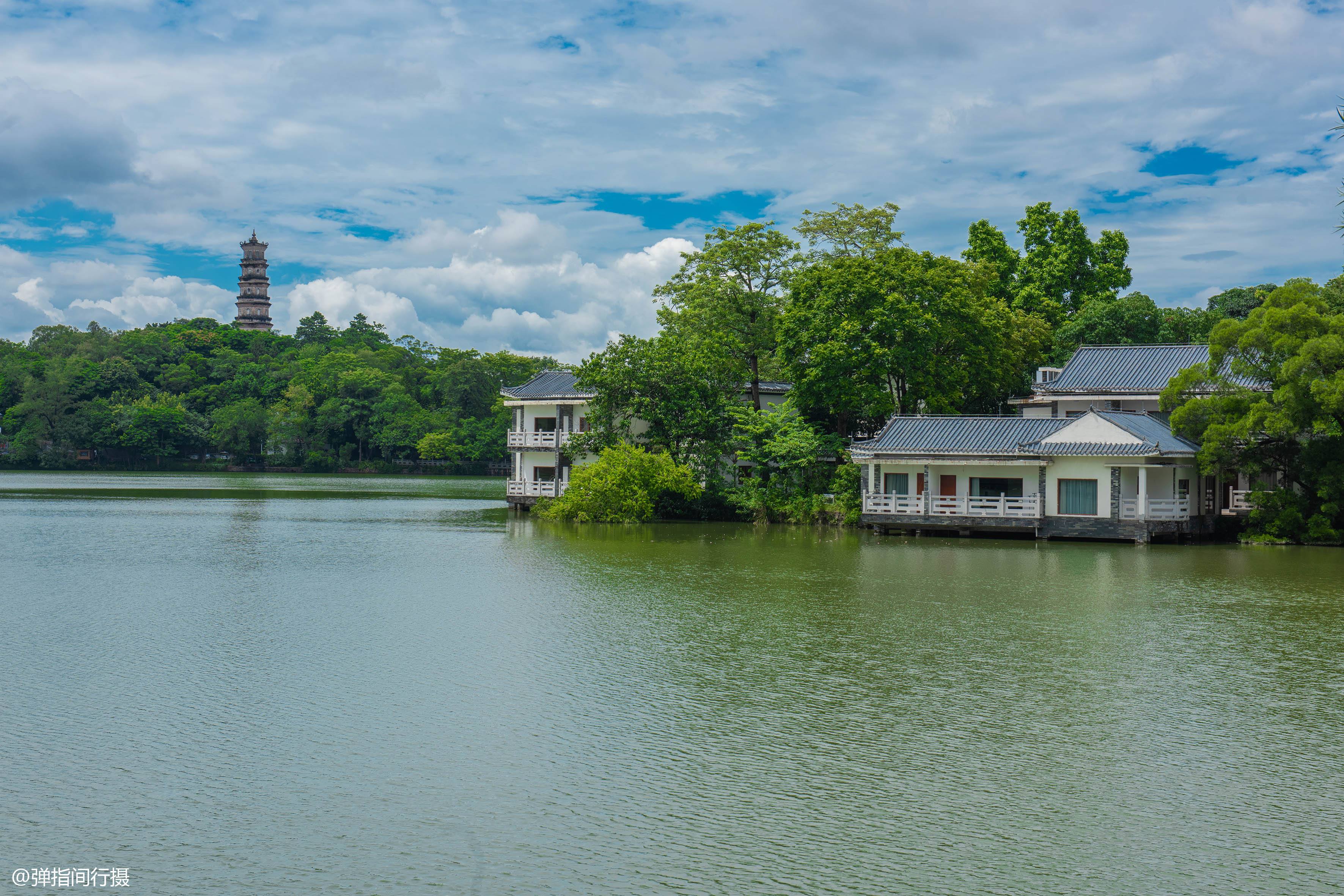  p>惠州西湖国家风景名胜区地处 a target="_blank" href="/item/广东