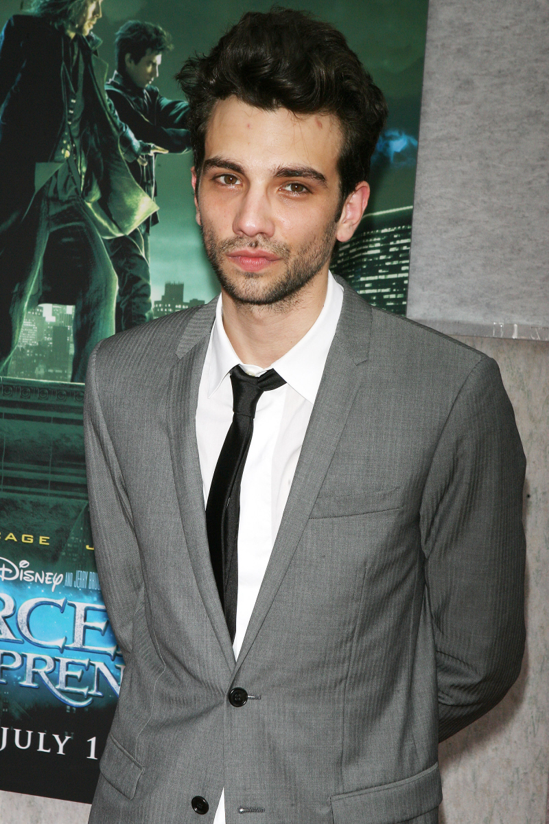  p>杰伊·巴鲁切尔 i>(jay baruchel) /i>,1982年4月9日生于加拿大