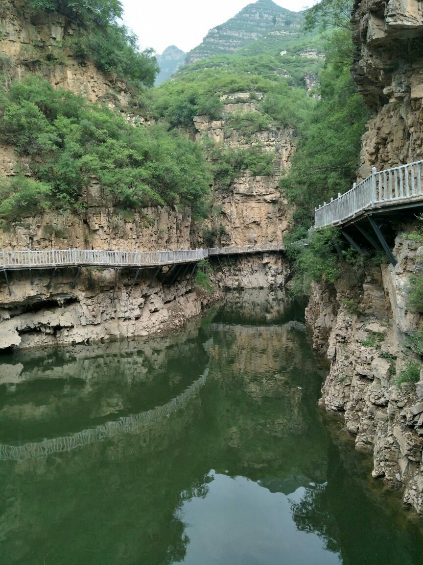  p data-id="gnvgsmipqx">全胜峡景区,位于河北省唐县齐家佐乡境内.