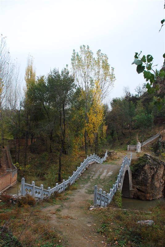  p>景明旅游区位于山西省 a target="_blank" href="/item/曲沃">曲沃