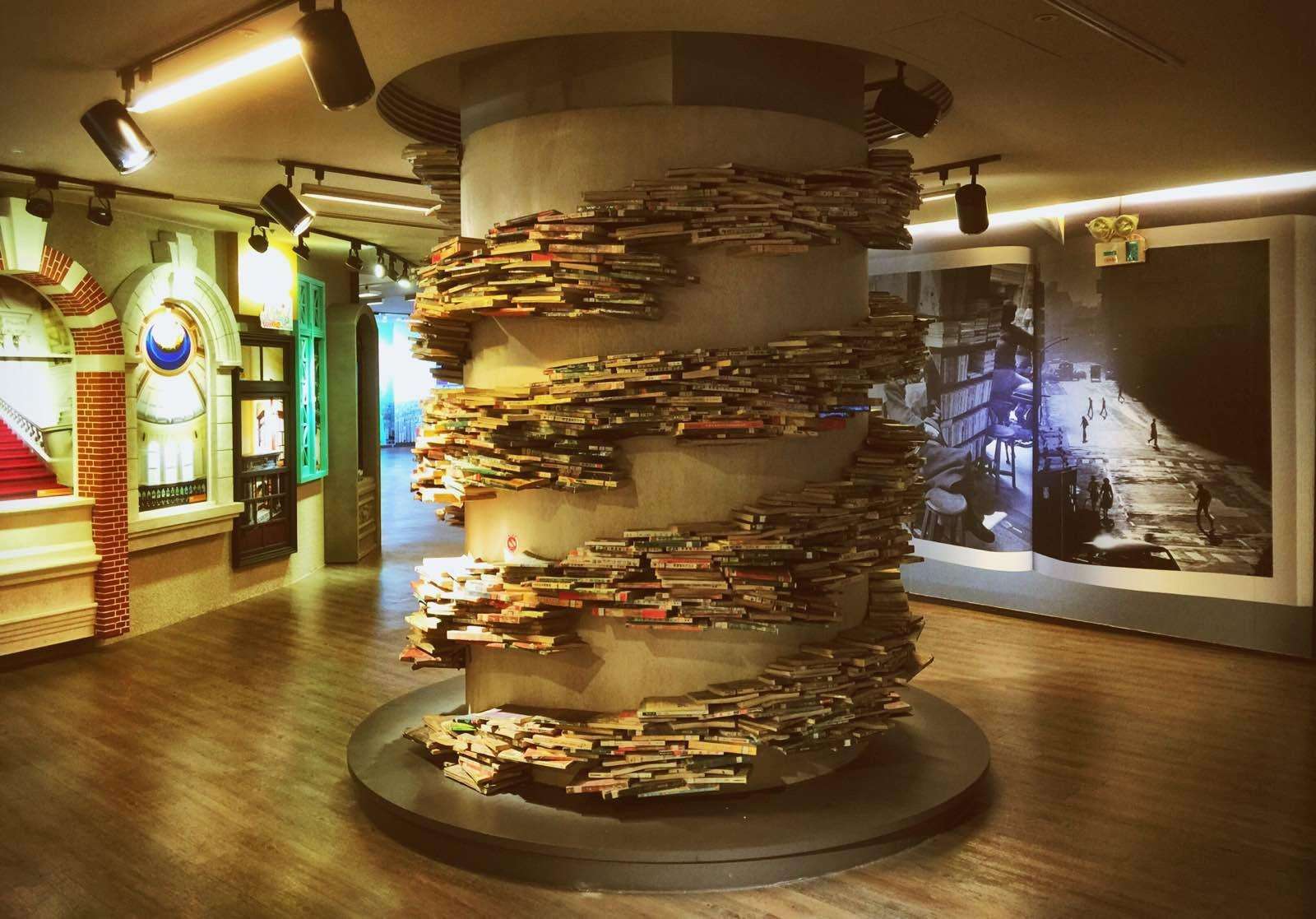  p>台北探索馆(discovery center of taipei)位于台湾台北市,昔日为"