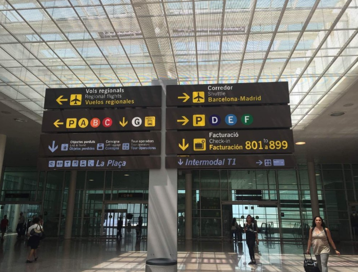 西班牙巴塞罗那安普拉特国际机场