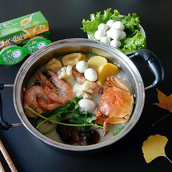  p>海鲜什锦火锅汤底是一种火锅汤底,以 a href="#" data-lemmaid="