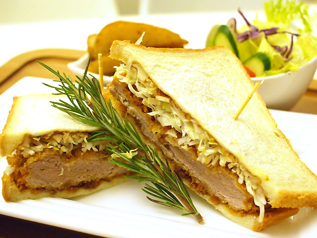 日式炸猪排三明治