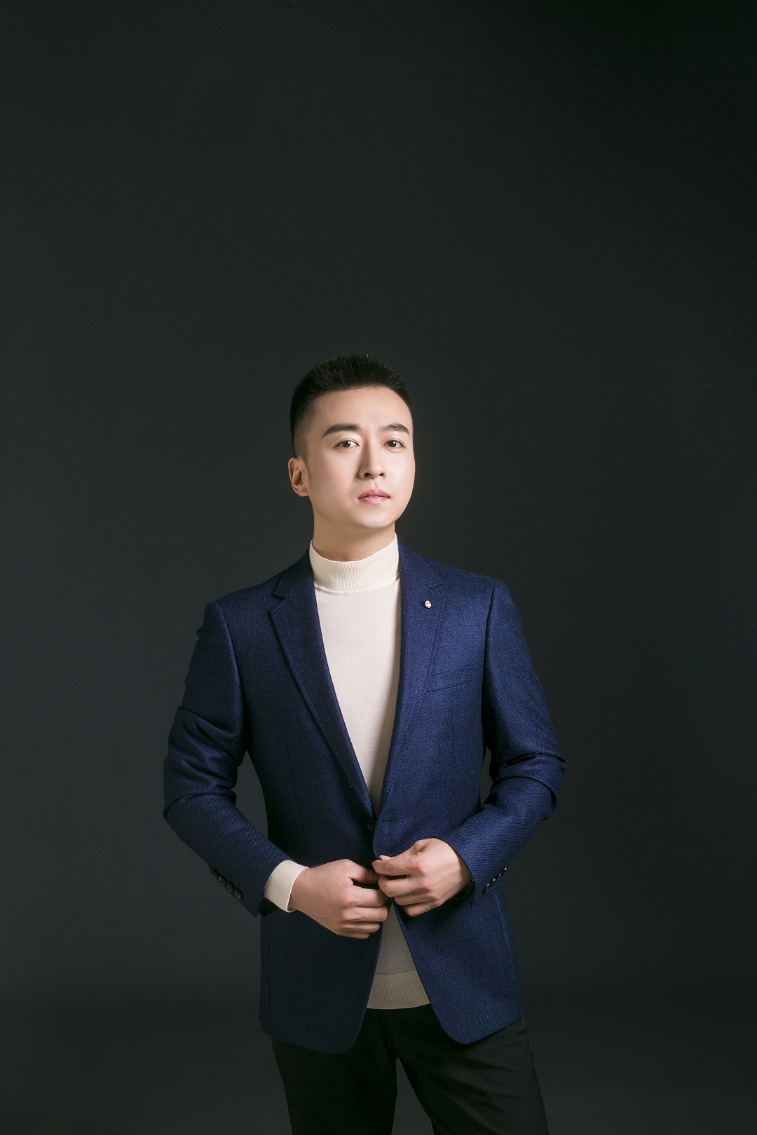 李阳