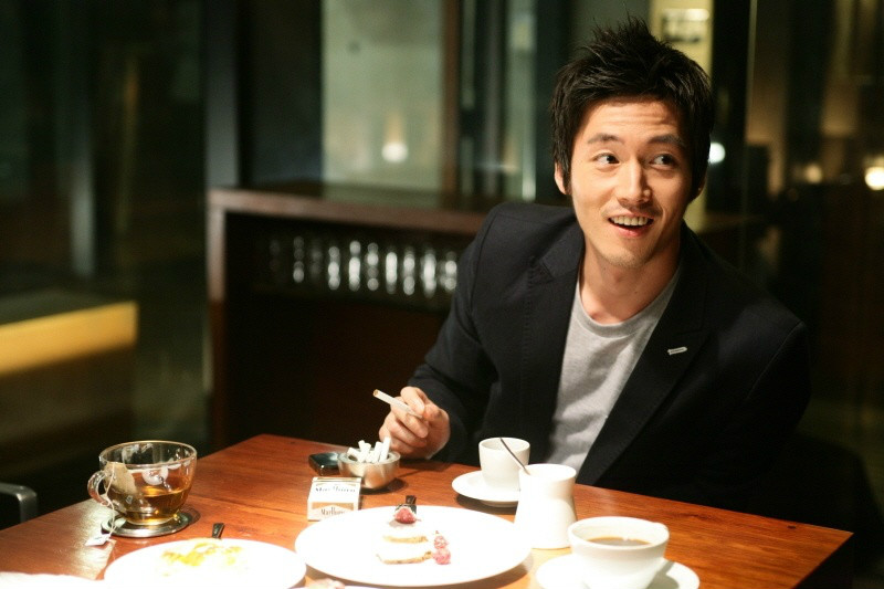  p>《顶楼的大象》是由郑承九执导, a data-lemmaid="5824">张赫 /a>