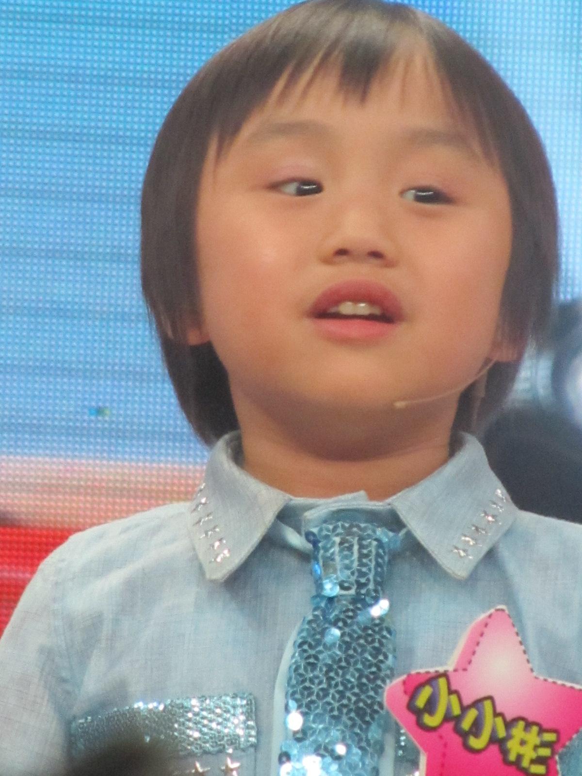  p>小小彬原名 a target="_blank" href="/item/温玄烨/3083393" data